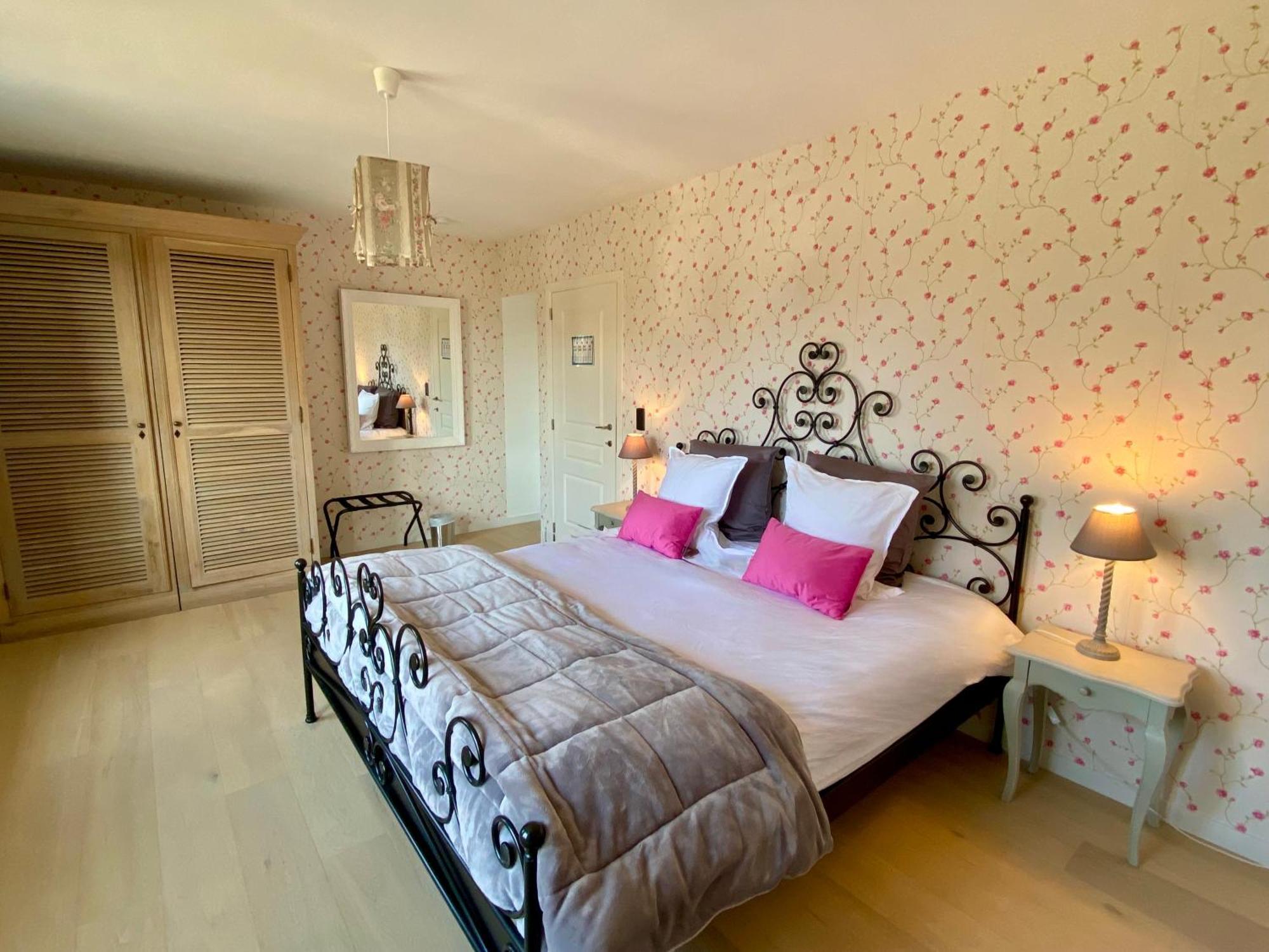 B&B Aline Florentine - Adults Only - Luxury B&B - Chambres D'Hotes - Zimmer Frei Kortenberg Экстерьер фото